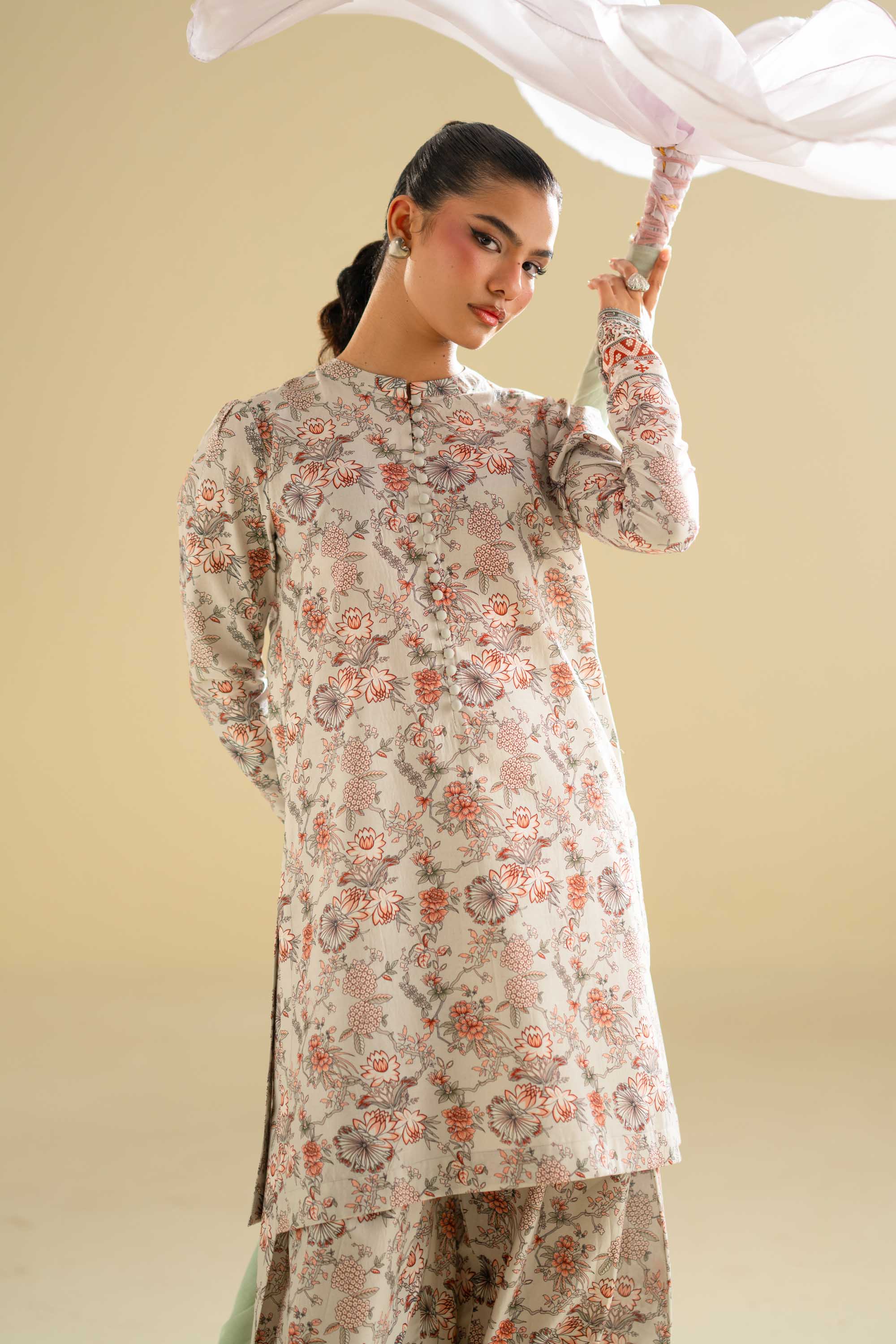 Reni Lawn Pakistani Casuals Dresses - Akbar Aslam - 7