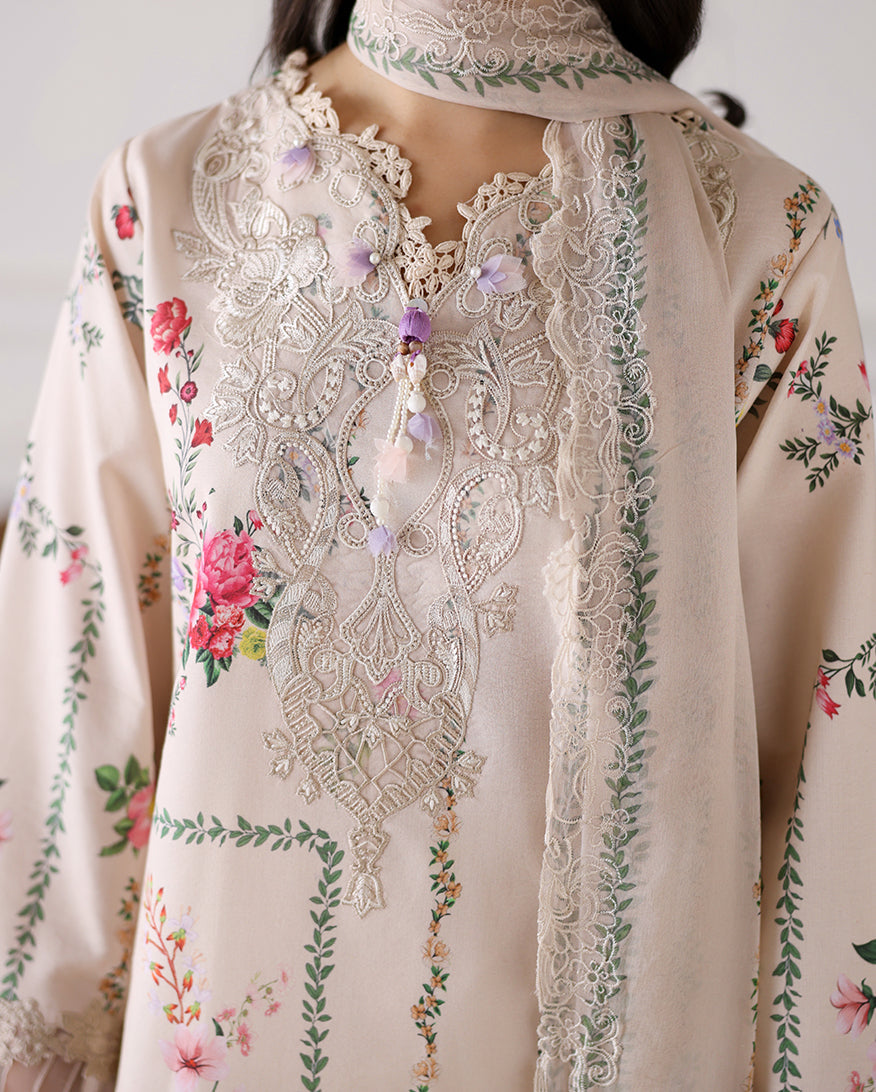 Sunflare Petal Organza Women Clothing - Roheenaz - 4