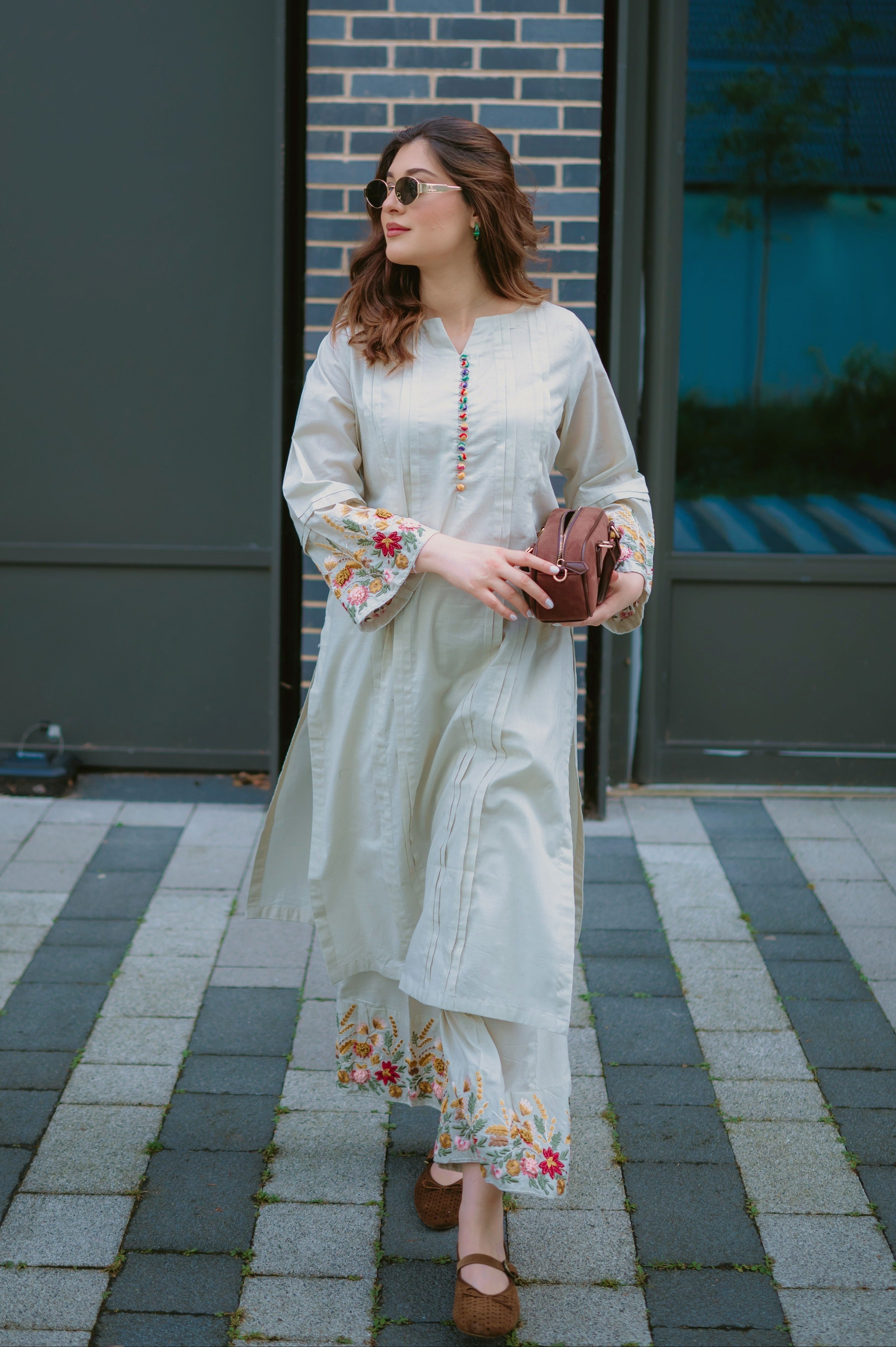 Gulejahan - Ivory Premium Fabric Pakistani Summer Dresses - Sahiba-clothing - 3