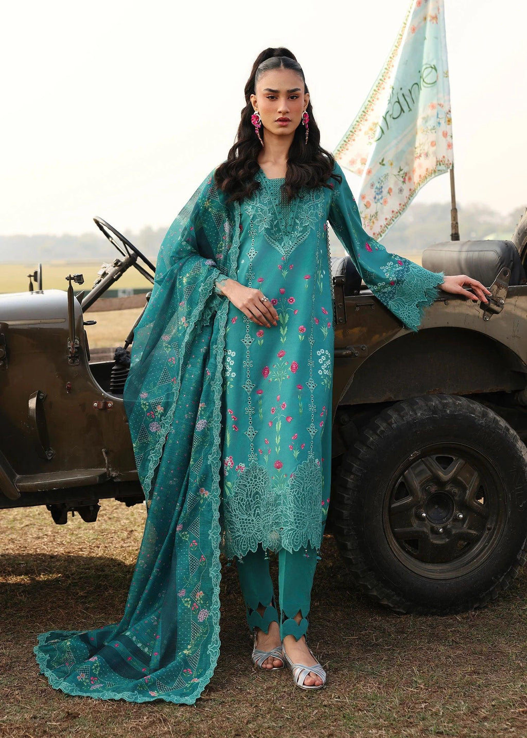 Tealwood Luxury Pakistani Fashion