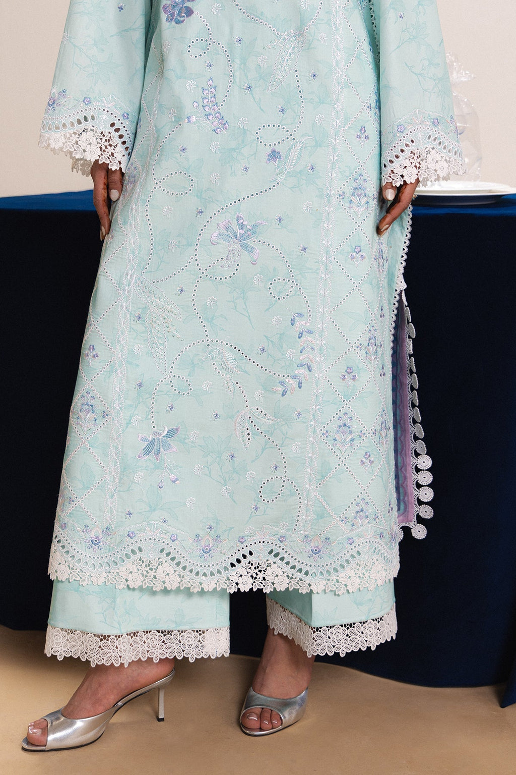 LUEUR Lawn Pakistani Summer Dresses - Afrozeh - 5