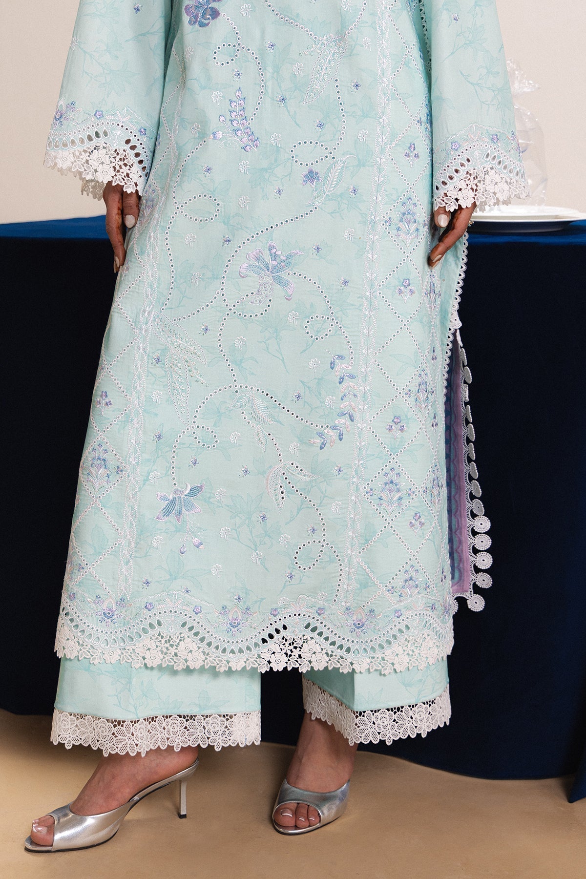 LUEUR Lawn Pakistani Summer Dresses - Afrozeh - 5