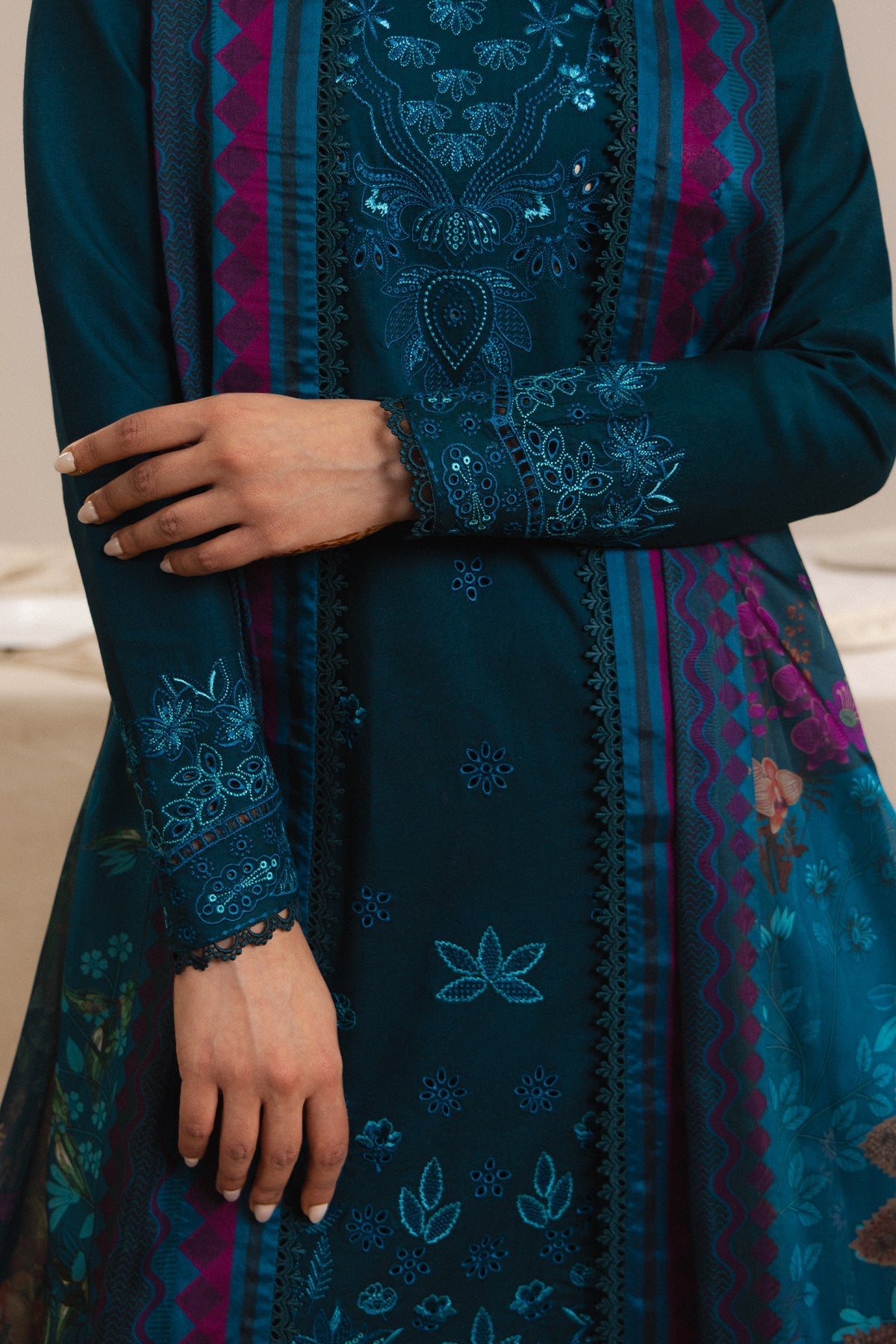 VOILE Lawn Pakistani Summer Dresses - Afrozeh - 3