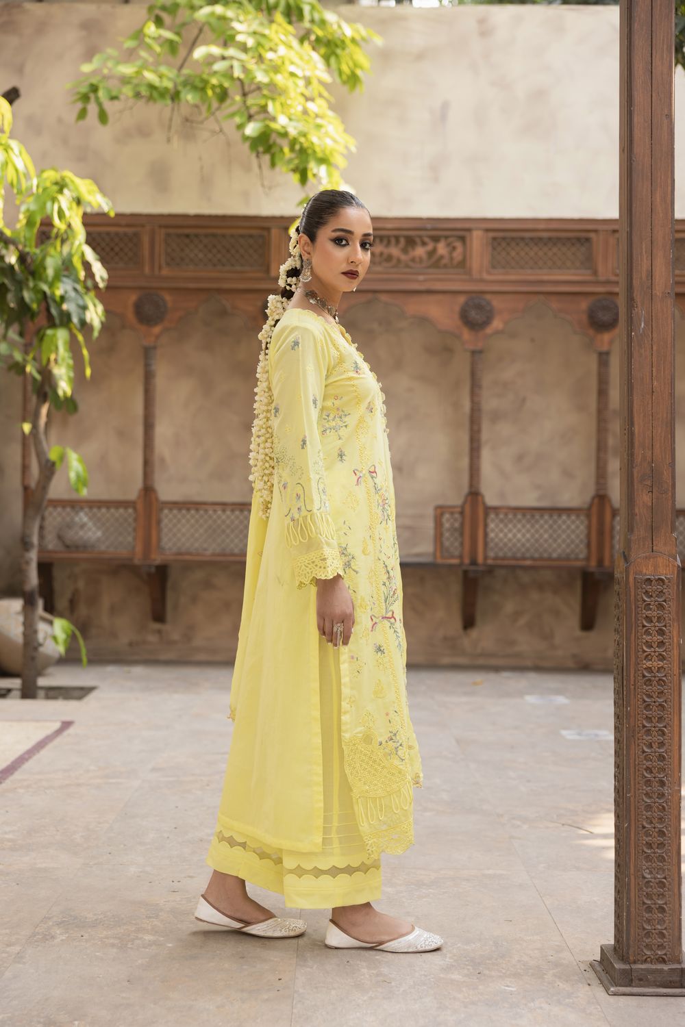 Glow Premium Fabric Pakistani Summer Dresses - Zyra - 2